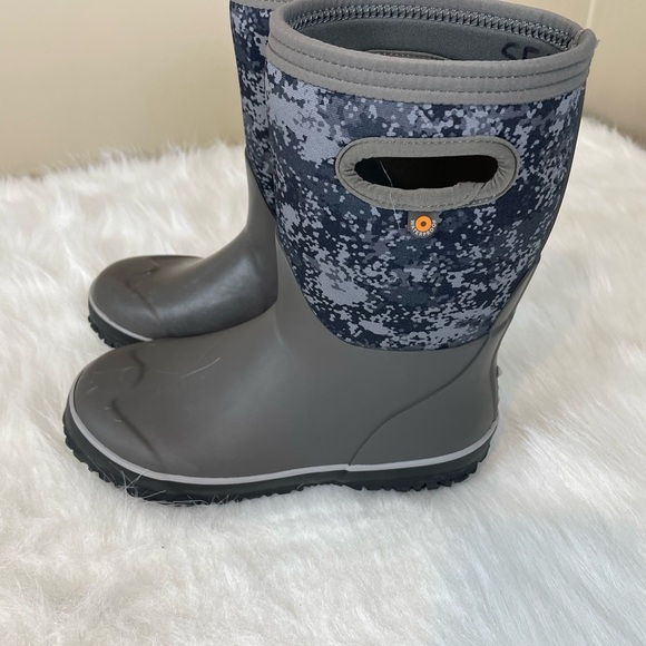 BOGS Grasp Camo Kids Gray Boots Big Kids 5 - Picture 1 of 9
